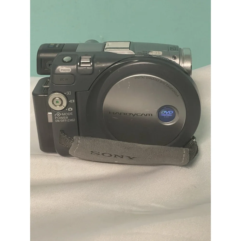 Sony Handycam DCR-DVD301 Mini‎ DVD Camcorder – For Parts